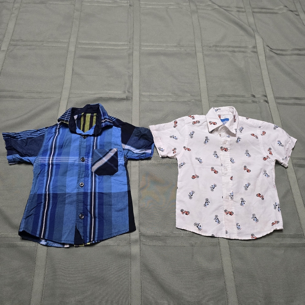 Lot of 2 Boys Short Sleeve Casual Shirts 2T Plaid Motorcycles Kidscore Fun Blue
